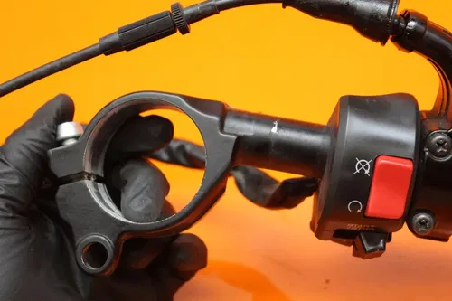 2007 2008 KAWASAKI NINJA ZX6R OEM RIGHT CLIP ON HANDLEBAR W SWITCHES *5K MILES*