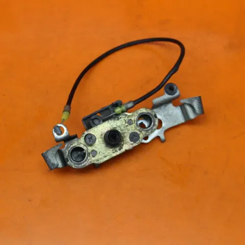 2007-2008 KAWASAKI NINJA ZX6R OEM REAR PASSENGER SEAT LATCH LOCK ASSEMBLY