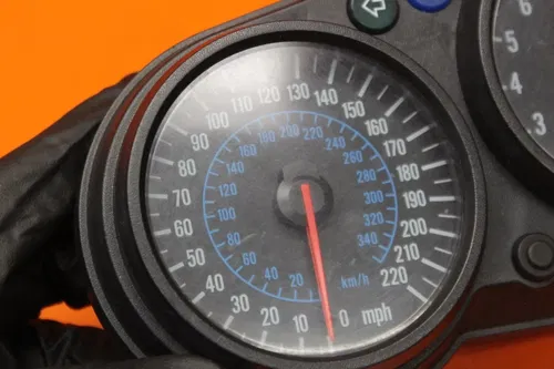 2000 KAWASAKI NINJA ZX12R OEM SPEEDO TACH GAUGES DISPLAY CLUSTER SPEEDOMETER