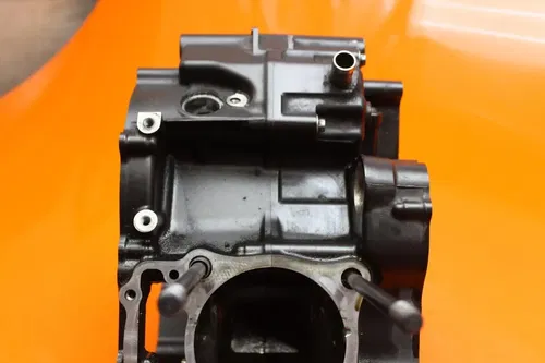 15-22 HONDA CBR300R OEM ENGINE MOTOR CRANKCASE CRANK CASES BLOCK 11100-K33-D00