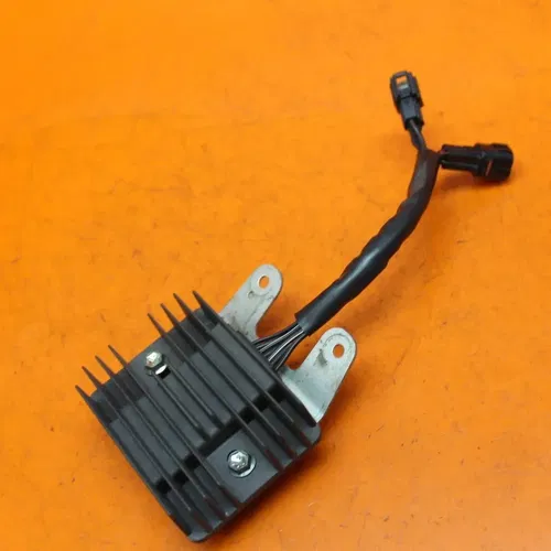 2008 2009 SUZUKI GSXR 600 750 OEM RECTIFIER VOLTAGE REGULATOR 32800-18H00