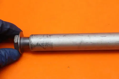 2018 04-25 HONDA CBR1000RR OEM STRAIGHT FRONT WHEEL RIM AXLE PIVOT BOLT