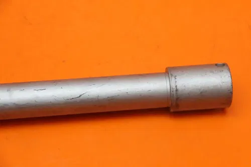 2018 04-25 HONDA CBR1000RR OEM STRAIGHT FRONT WHEEL RIM AXLE PIVOT BOLT