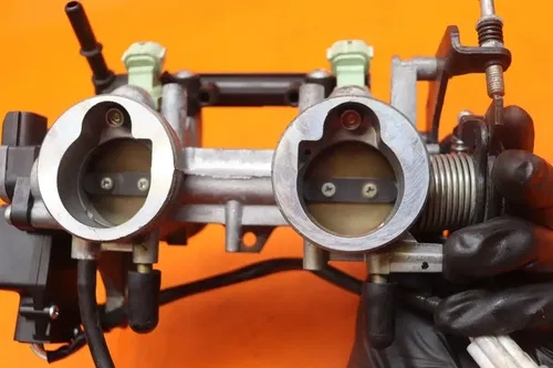 2017-2022 KAWASAKI NINJA 650 MAIN FUEL INJECTORS / THROTTLE BODIES BODY
