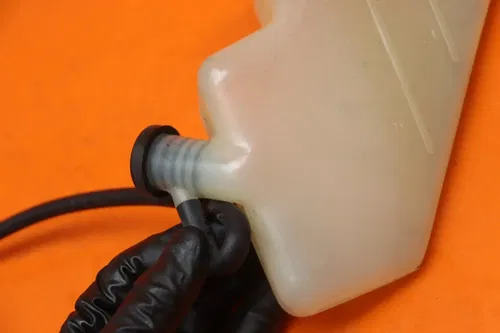 04-05 SUZUKI GSXR 600 750 OEM COOLANT WATER TANK RESERVOIR BOTTLE
