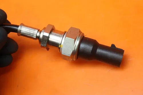 2021 DUCATI PANIGALE V4 OIL PRESSURE SENSOR