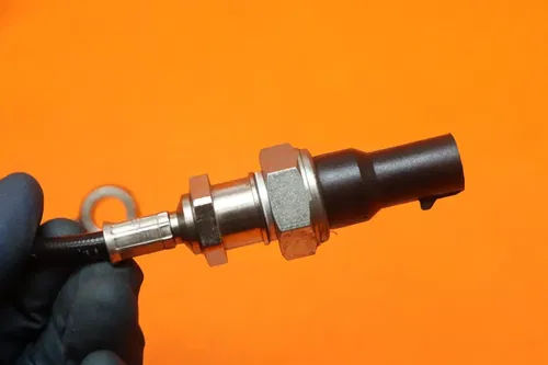 2021 DUCATI PANIGALE V4 OIL PRESSURE SENSOR