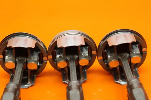 2004-2007 KAWASAKI NINJA ZX10R OEM ENGINE MOTOR BLOCK PISTONS 13001-0063