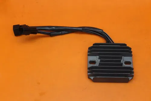 09-16 SUZUKI GSXR 1000 OEM RECTIFIER VOLTAGE REGULATOR