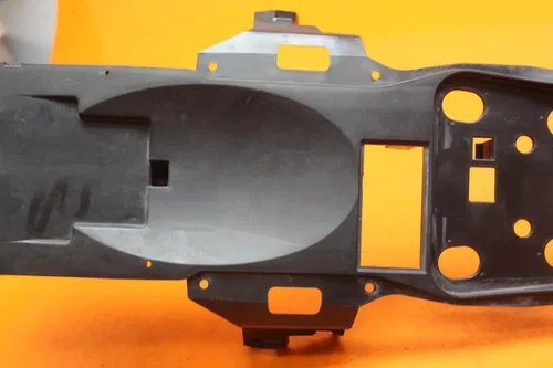 15-18 YAMAHA YZF R3 OEM REAR BACK TAIL UNDERTAIL BATTERY TRAY PLASTIC
