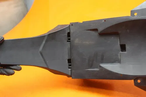 15-18 YAMAHA YZF R3 OEM REAR BACK TAIL UNDERTAIL BATTERY TRAY PLASTIC