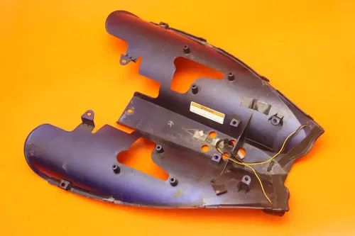 2004-2006 YAMAHA YZF R1 OEM REAR BACK TAIL UNDERTAIL FAIRING COWL FENDER