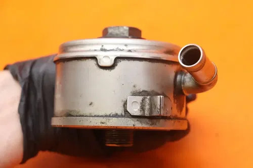 04-08 YAMAHA YZF R1 OEM ENGINE MOTOR OIL COOLER