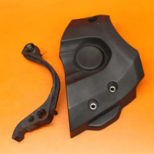 22-24 YAMAHA YZF R7 OEM FRONT ENGINE SPROCKET CHAIN COVER