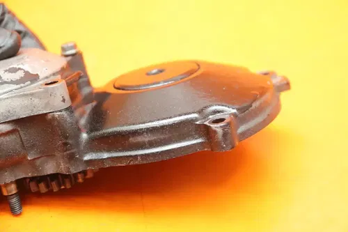 2004-2005 SUZUKI GSXR 600 OEM ENGINE MOTOR TIMING CHAIN COVER