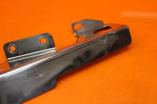2001 2004 SUZUKI GSXR 1000 AFTERMARKET CHROME REAR BACK DRIVE CHAIN GUARD COVER