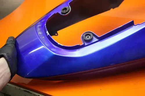 2001 2002 SUZUKI GSXR 1000 OEM REAR BACK TAIL FAIRING COWL SHROUD
