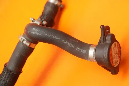 06-14 SUZUKI BOULEVARD OEM RADIATOR HOSES ENGINE COOLANT WATER PIPES HOSE