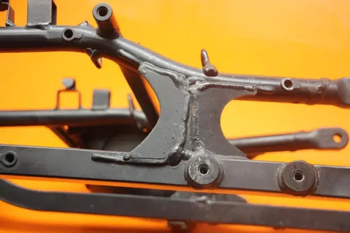 99-07 SUZUKI GSXR1300R BUSA OEM STRAIGHT REAR SUBFRAME BACK SUB FRAME