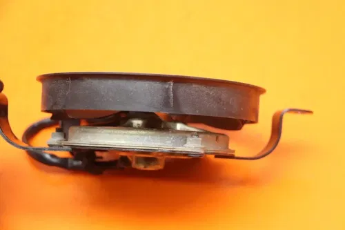 2004-2006 YAMAHA YZF R1 OEM RIGHT ENGINE RADIATOR COOLING FAN MOTOR