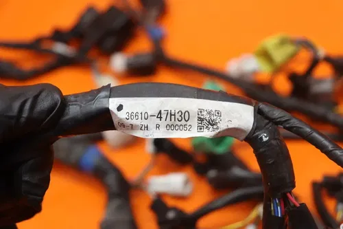 09-11 SUZUKI GSXR 1000 OEM MAIN ENGINE WIRING HARNESS MOTOR WIRE LOOM *NO CUTS*