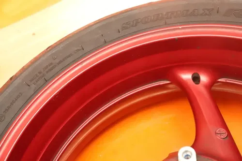 2023 11-24 SUZUKI GSXR 600 750 OEM STRAIGHT REAR WHEEL BACK RIM W DUNLOP TIRE