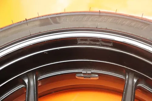 2011-2013 KAWASAKI NINJA 1000 STRAIGHT REAR WHEEL BACK RIM W TIRE