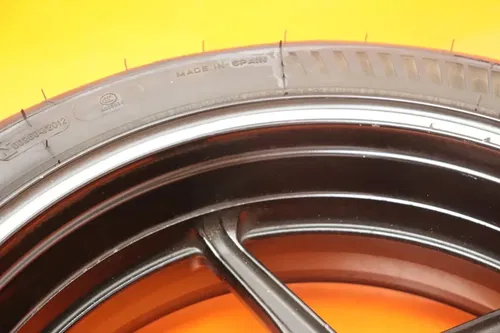 2011-2013 KAWASAKI NINJA 1000 STRAIGHT REAR WHEEL BACK RIM W TIRE