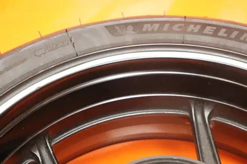 2011-2013 KAWASAKI NINJA 1000 STRAIGHT REAR WHEEL BACK RIM W TIRE