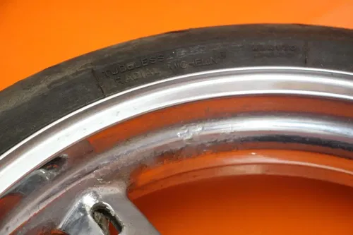2001-2004 SUZUKI GSXR 1000 CHROME OEM STRAIGHT FRONT WHEEL RIM W TIRE