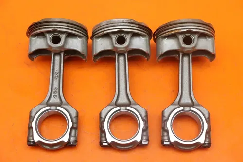 2013 TRIUMPH DAYTONA 675 OEM ENGINE MOTOR BLOCK PISTONS