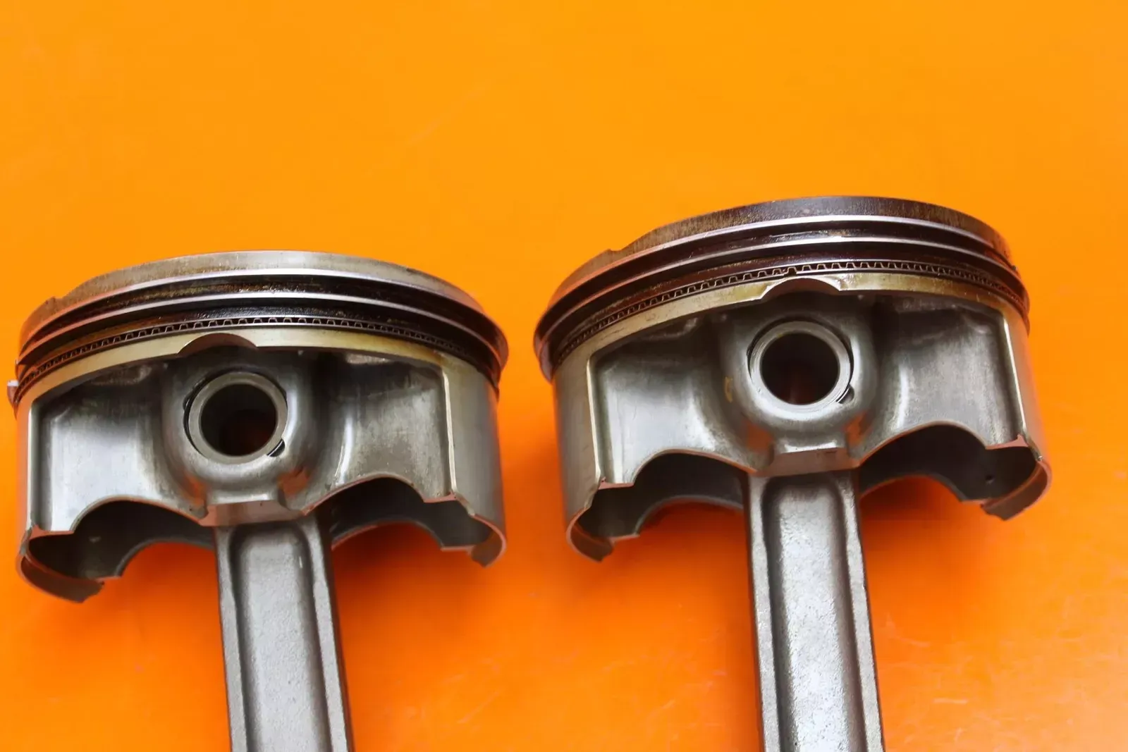 2018 14-19 SUZUKI M109R VZR1800 OEM ENGINE MOTOR BLOCK PISTONS 12111-48G00-0F0