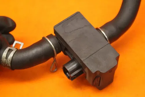 18-23 KAWASAKI NINJA EX400 ABS OEM AIR VALVE SOLENOID TOP ENGINE SWITCH SENSOR