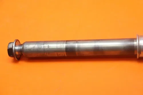 2009-2011 SUZUKI GSXR 1000 OEM STRAIGHT FRONT WHEEL RIM AXLE PIVOT BOLT