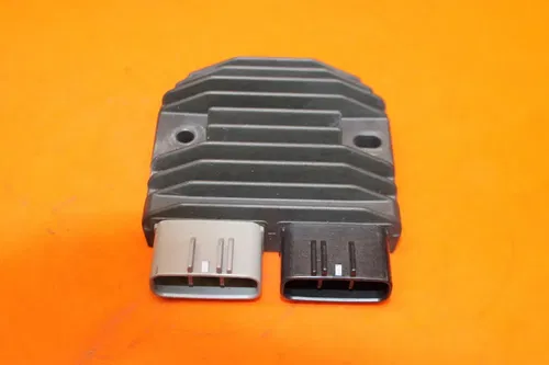 02-03 YAMAHA YZF R1 OEM RECTIFIER VOLTAGE REGULATOR