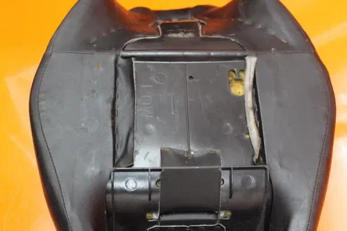 2010 Harley-Davidson Street Glide FLHX OEM FRONT REAR SEAT SADDLE *NO RIPS*