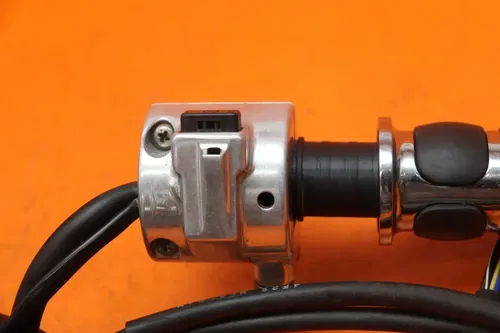 2005-2006 HONDA VTX1300S OEM RIGHT CLIP ON HANDLE KILL OFF START SWITCH SWITCHES