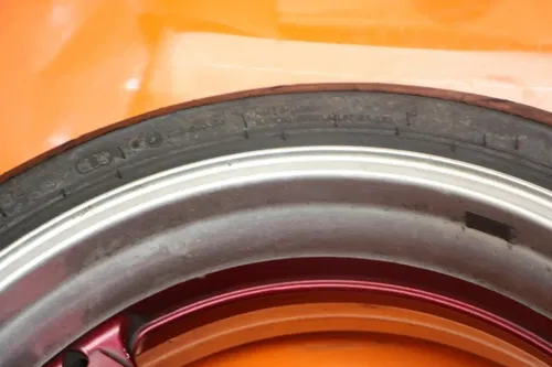 2004-2007 HONDA CBR 1000RR OEM STRAIGHT REAR WHEEL BACK RIM W TIRE