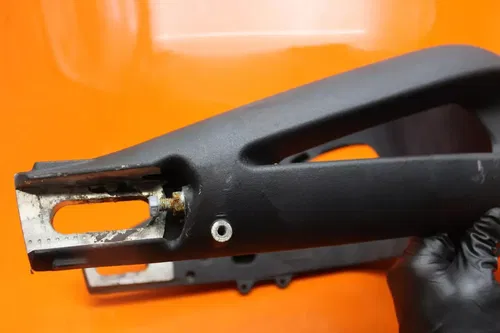 06-08 TRIUMPH DAYTONA 675 OEM STRAIGHT REAR SWINGARM BACK SUSPENSION SWING ARM