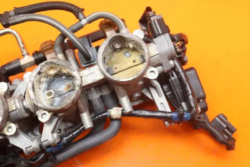 2017 SUZUKI GSXR750 OEM MAIN FUEL INJECTORS / THROTTLE BODIES
