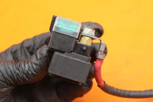08-09 SUZUKI BOULEVARD C109R VLR1800 ENGINE STARTER RELAY STARTING MOTOR SWITCH