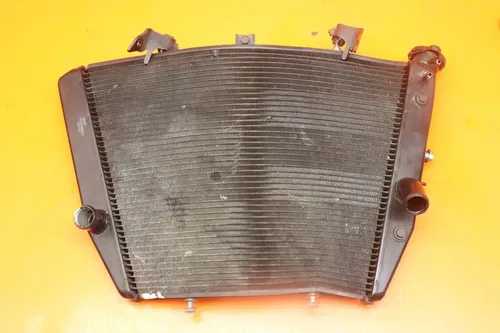 2009-2011 SUZUKI GSXR 1000 OEM ENGINE RADIATOR MOTOR COOLER COOLING RADIATER