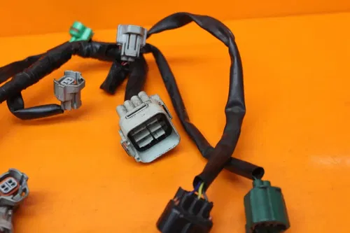 04-06 YAMAHA YZF R1 OEM INJECTOR WIRING HARNESS AND SUB WIRE LOOM 5VY-82386-00-0
