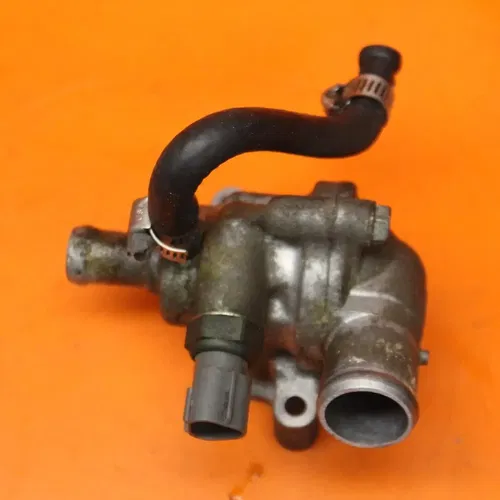 05-07 HONDA CBR1000RR OEM THERMOSTAT W HOUSING ASSEMBLY 19300-MCJ-003