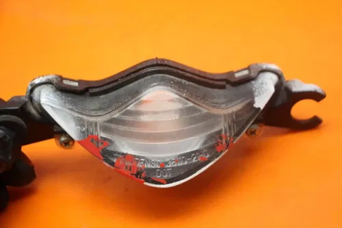 2007 2008 SUZUKI GSXR 1000 OEM RUNNING PILOT FRONT LIGHT HOUSING 36110-21H00