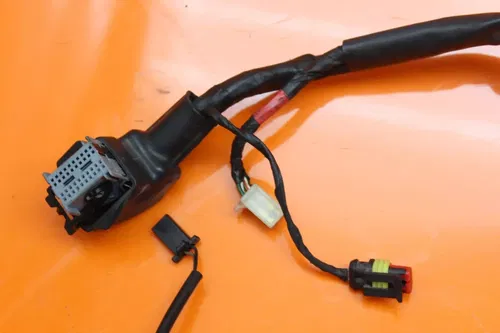 12-15 APRILIA TUONO V4R RSV4 OEM MAIN ENGINE WIRING HARNESS MOTOR LOOM *NO CUTS*