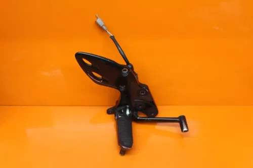 08-19 2008 SUZUKI HAYABUSA OEM RIGHT REARSET REAR SET DRIVER FOOT PEG REST STOP