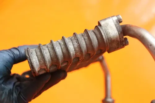 07-08 SUZUKI GSXR 1000 OEM STRAIGHT ENGINE MOTOR OIL COOLER