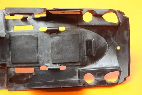 2005 2006 SUZUKI GSXR 1000 OEM REAR BACK TAIL UNDERTAIL BATTERY TRAY PLASTIC