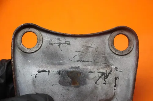 2007-2008 KAWASAKI NINJA ZX6R OEM FRONT GAS TANK BRACKET MOUNT 32052-0069-18R